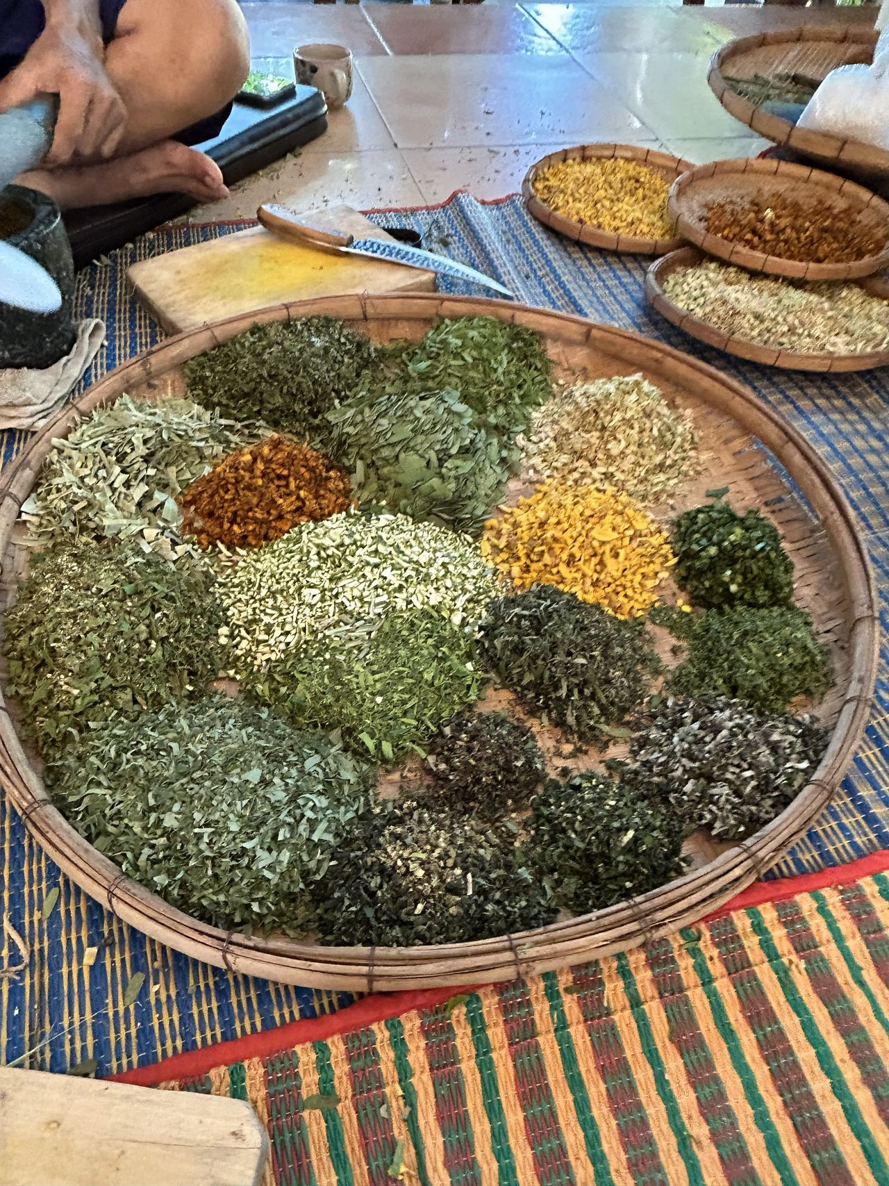 タイ伝統療法TOKSEN & HERB 木と手の画像