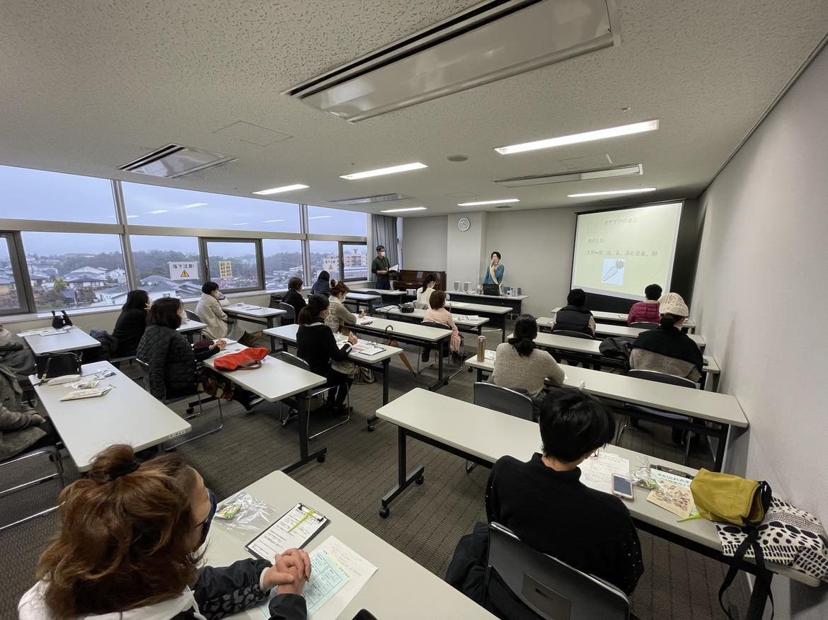 野村 真紀の画像１