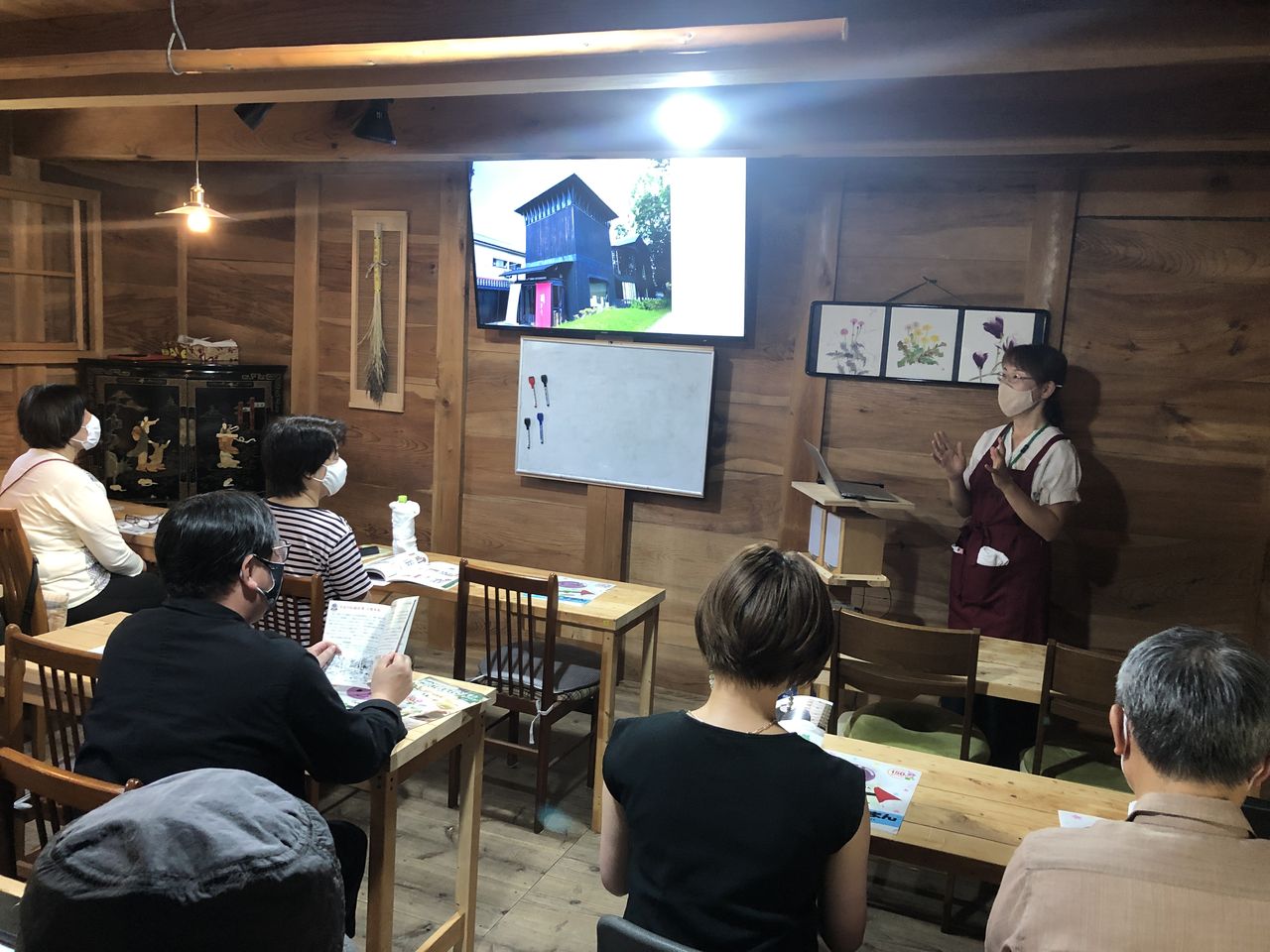 講座「白いダイヤモンド「吉野本葛」に見て、触れて、味わう」川本 あづみ先生