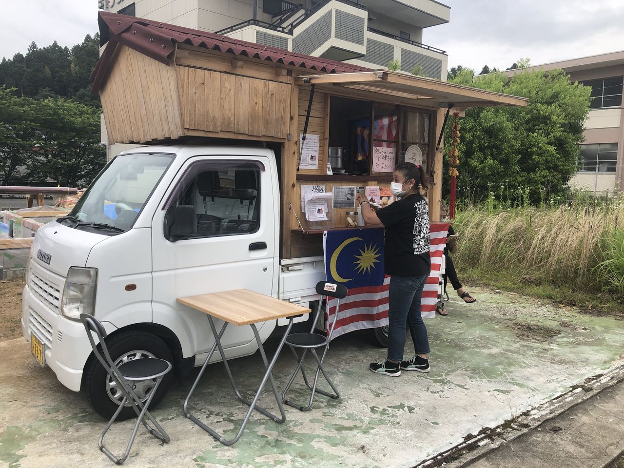 出店者「バクテー Moon」